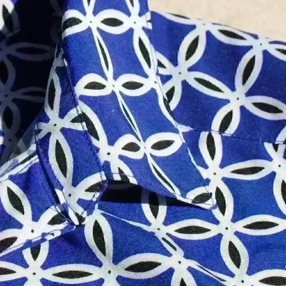 ADRIENNE VITTADINI Patterned Roll Tab Sleeve Silky Button Up Blouse Top Women XL - Picture 7 of 10